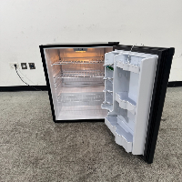 Danby Undercounter Refrigerator image 2